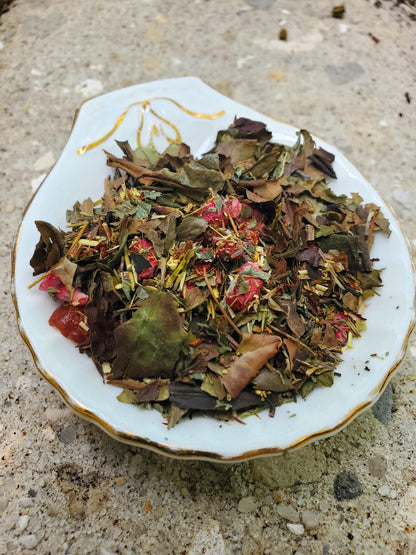 Ivory Pomegranate White Tea